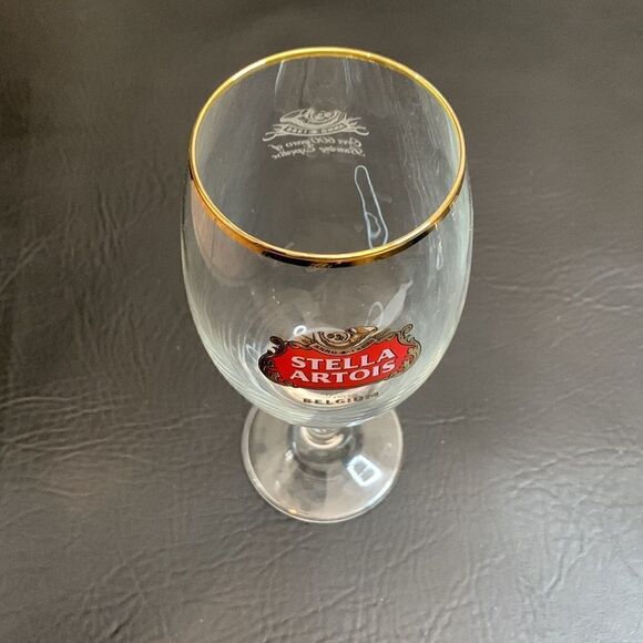 Stella Artois Belgium Draft Beer Glass Ale Lager 16 Ounces Red Gold Trimmed Bar - Picture 3 of 5
